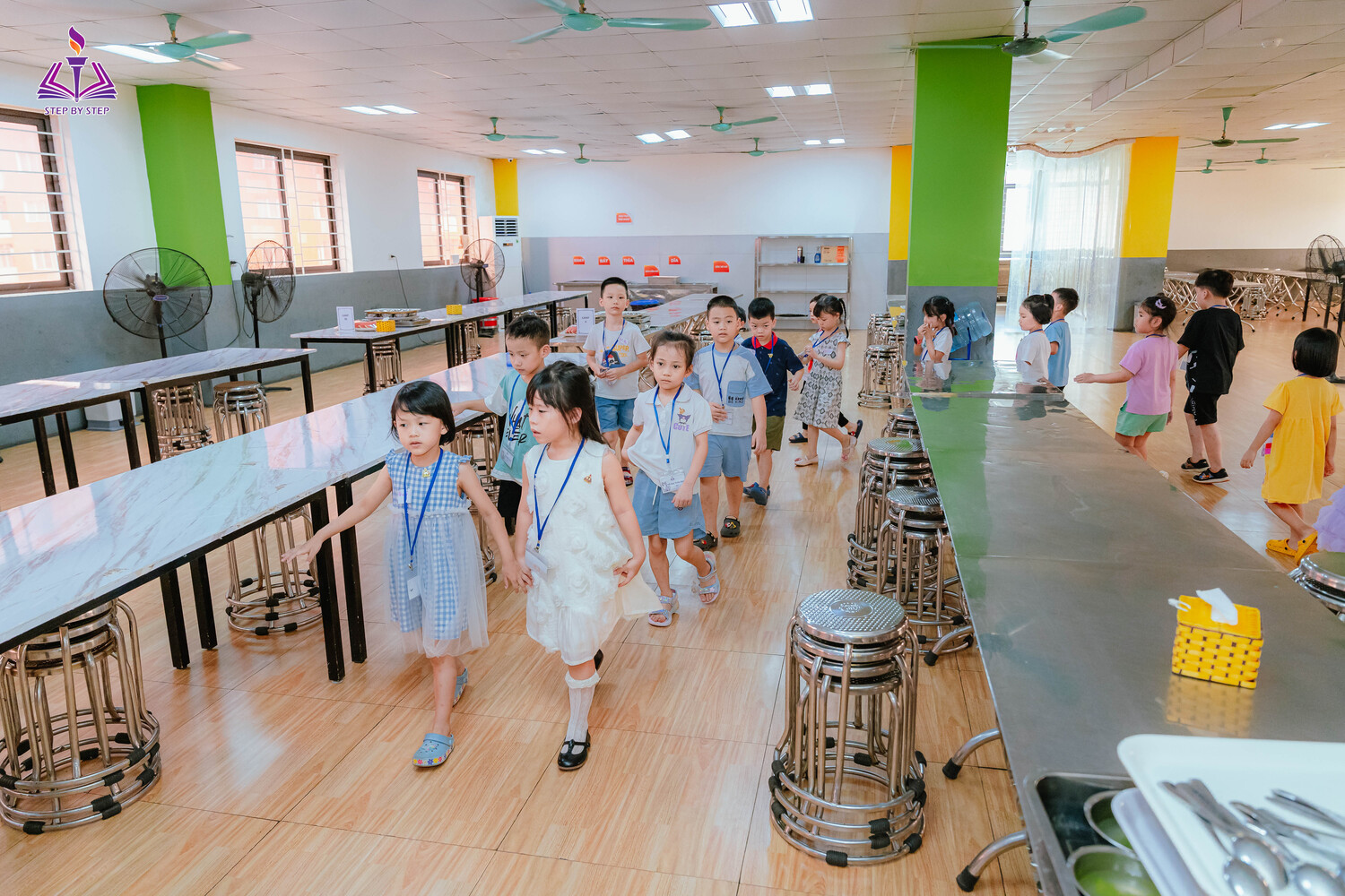 Nhà bếp - nơi các con ăn trưa